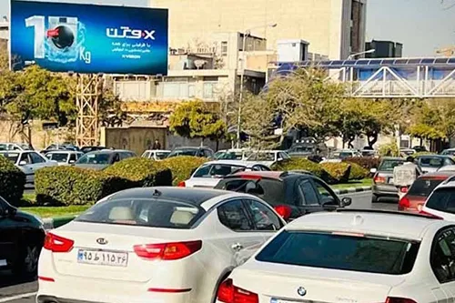 بیلبورد در خیابان احمدآباد مشهد